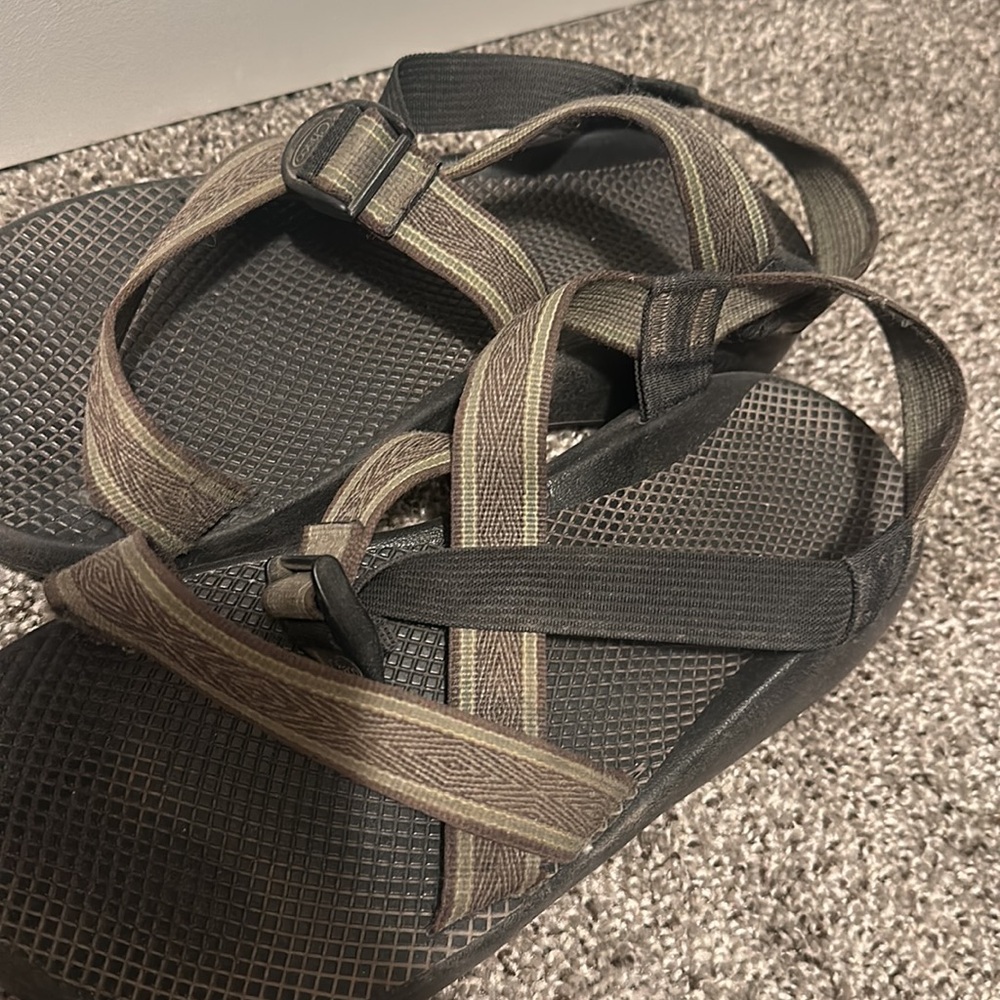 Chacos - Picture 2 of 3